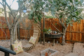 Treedom Villas And Vardos