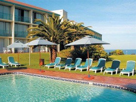 Wilderness Beach Hotel
