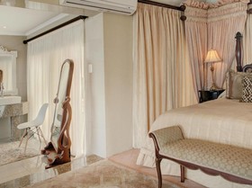 Xanadu Guest Villa
