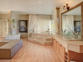 Xanadu Guest Villa