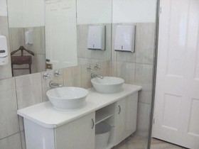 Blue Moon Guesthouse