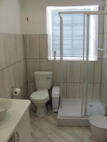 Blue Moon Guesthouse