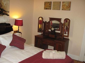 Blue Moon Guesthouse