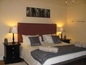Blue Moon Guesthouse