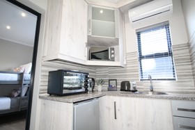 De Stroom Guest Lodge