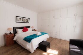 Nama White Guest House