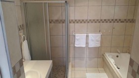 Green Pastures Bed and Breakfast