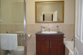 Mandyville Hotel