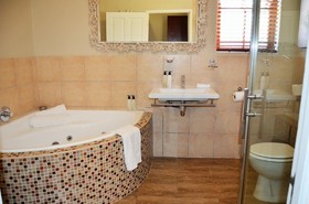 Mandyville Hotel