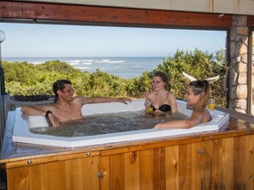 Surf Lodge South Africa Hostel