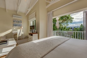 Amanzi Island Boutique Hotel