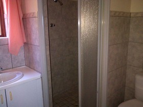 Bay View Guest Apartments