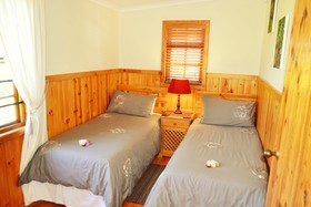 Forest Edge Nature Lovers Retreat