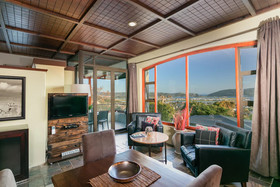 Hillview Self-catering Apartments