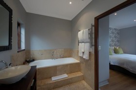 Lagoon Views Villa at Pezula