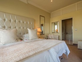 Villa Paradisa Guest House