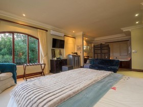 Villa Paradisa Guest House