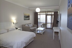 Brookes Hills Suites