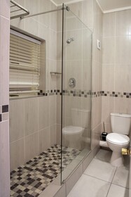 Brookes Hills Suites