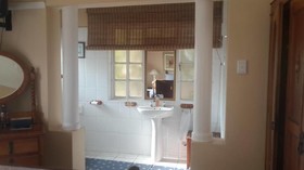 Nottingham Country House