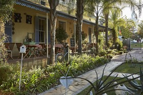 Yellow Aloe Guesthouse