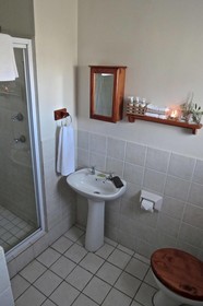 Saxon Lodge