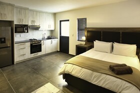 Dalton's, Langebaan