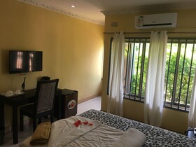 Golden Hills Lodge