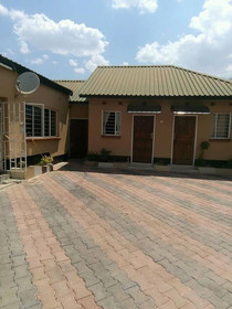 Mwayose Lodge