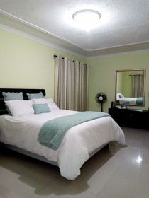 Sago Palm Executive Lodge