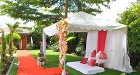 Sago Palm Executive Lodge