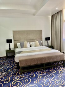 Gloria Inn Hotel
