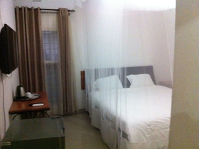Kuku Royal Lodge