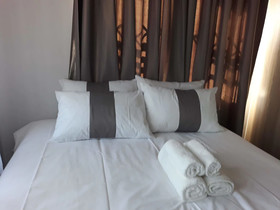 Khaya Lethu Holiday Home