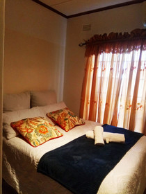 Losin Guest House