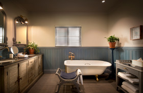 Stanley & Livingstone Boutique Hotel