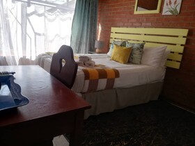 Savanna Guest House