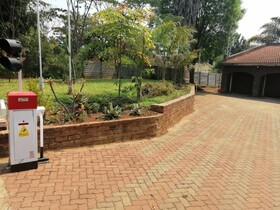 Graceland Guesthouse