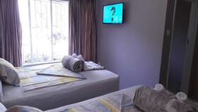 Graceland Guesthouse