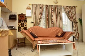 Mpofu Bed & Breakfast