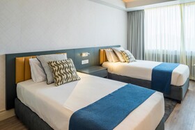 Rainbow Towers Hotel