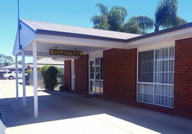 Centrepoint Motel