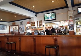 Vandenberg Hotel Forbes