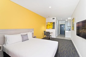 ValueSuites Green Square