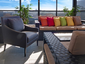 ValueSuites Green Square