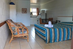 Oasis Inn