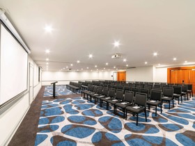 Pullman Cairns International