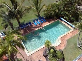 Sails Resort on Golden Beach