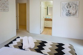 Taralla Apartments