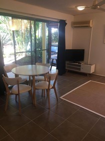 Chez Noosa Resort Motel